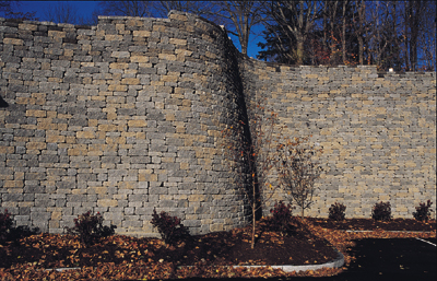 VERSA-LOK Weathered Mosaic tall wall